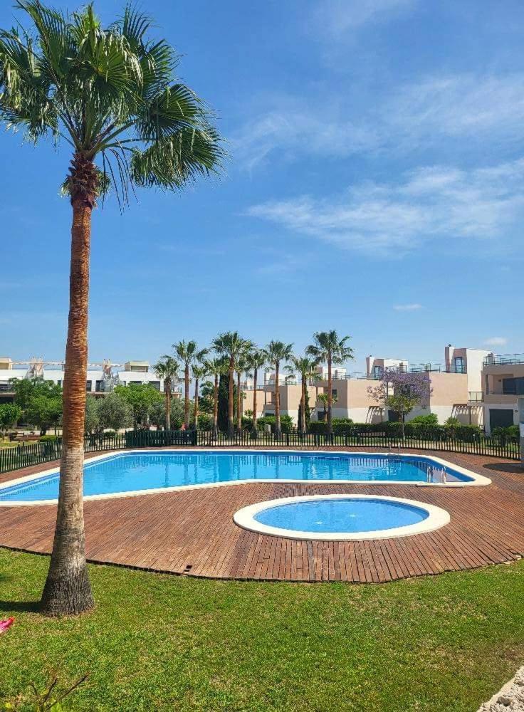 Urbanizacion Panoramica Golf Apartment *